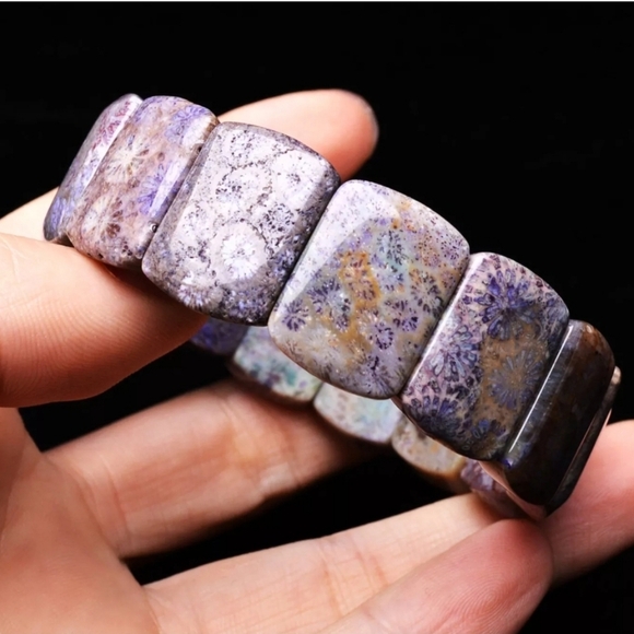 Handcrafted Jewelry - 20mm x 15mm  Natural Purple Jade Coral Gemstone Beaded Fossil Bracelet Size 7